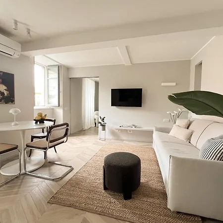 Sweet Apartment